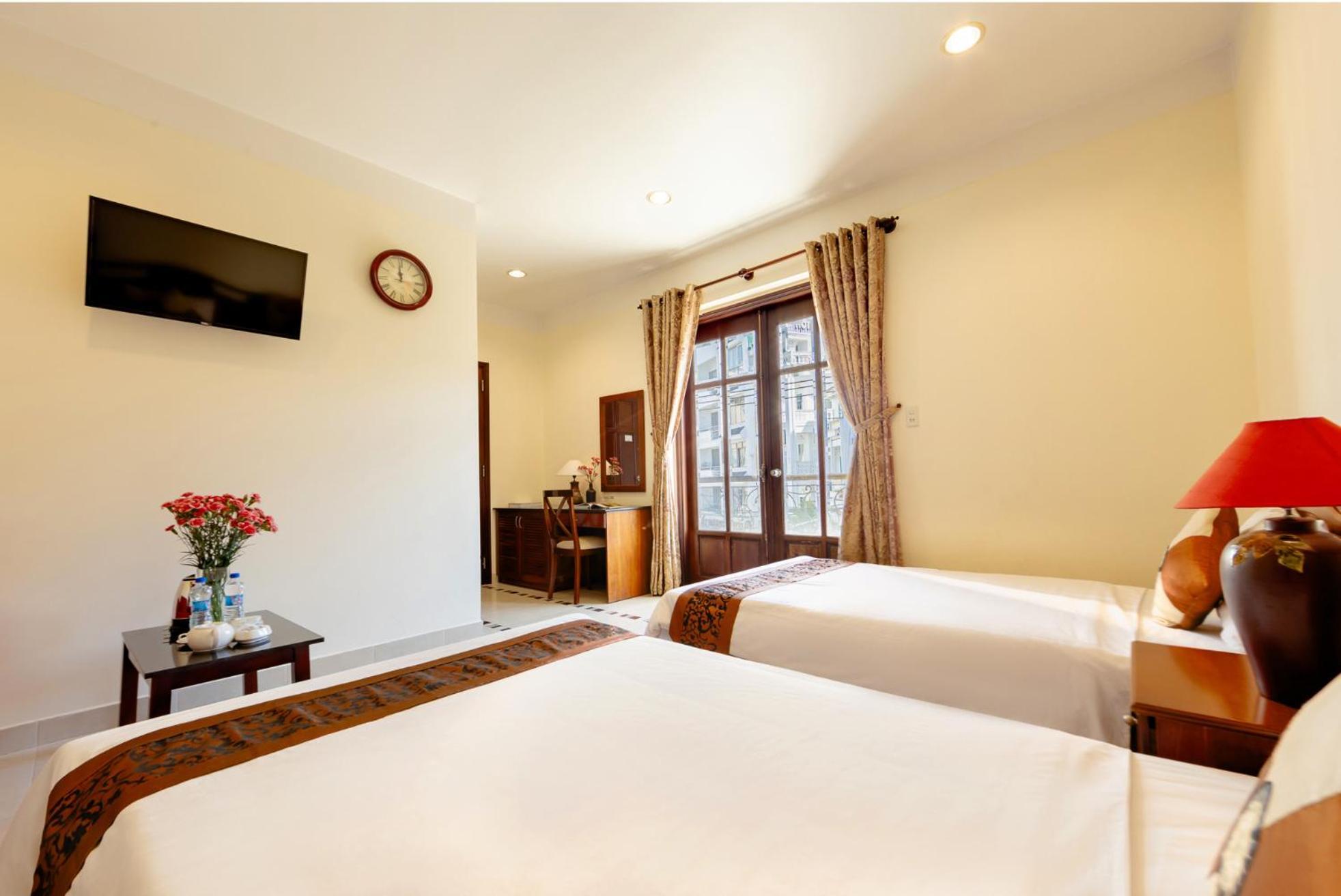 Hung Phong Hotel - Near Dalat Night Market Exterior photo